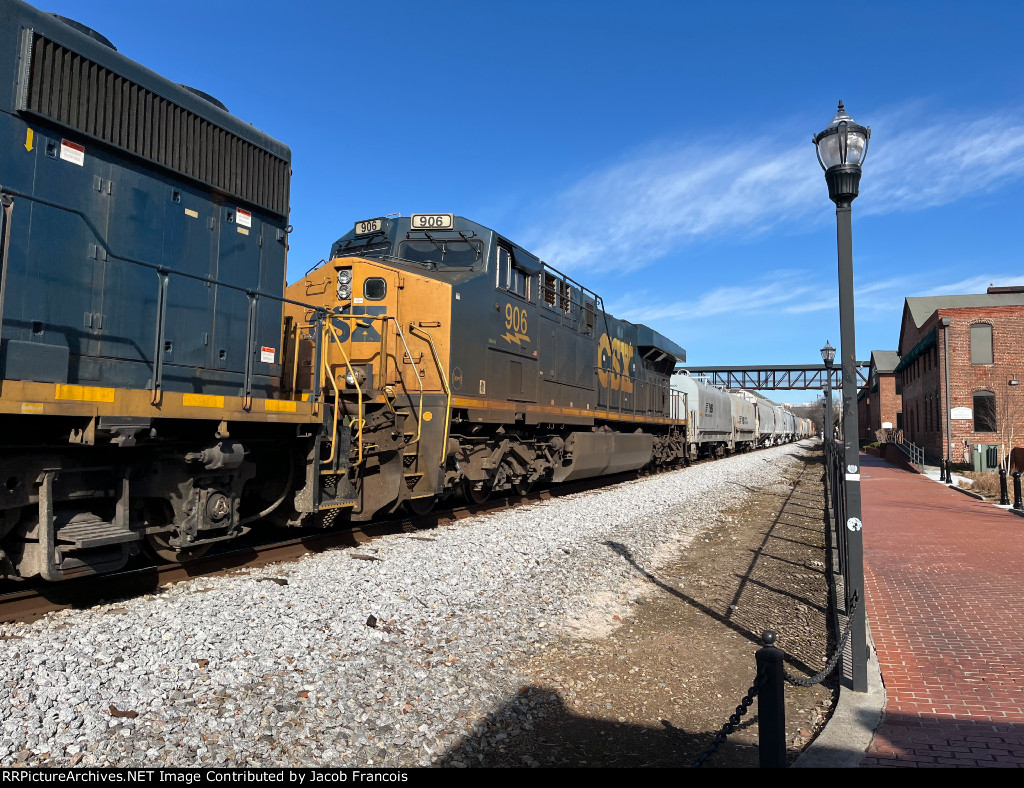 CSX 906